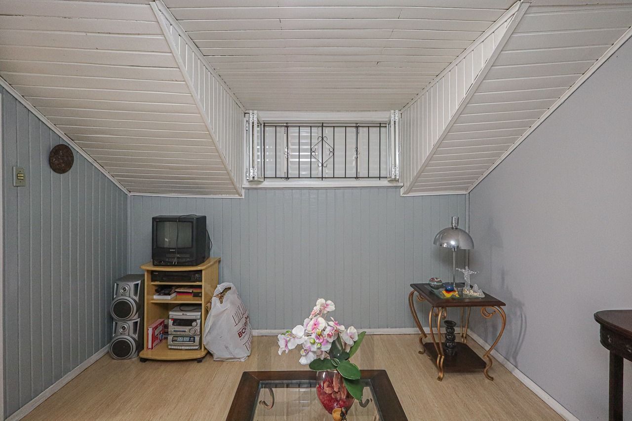 Casa a venda, 3 quartos sendo 1 suíte, 166m² no bairro Passo da areia, Porto Alegre — foto 35
