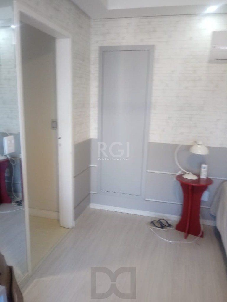 Casa para Venda - 300m², 3 dormitórios, sendo 1 suites, 5 vagas - Jardim Itu — foto 20