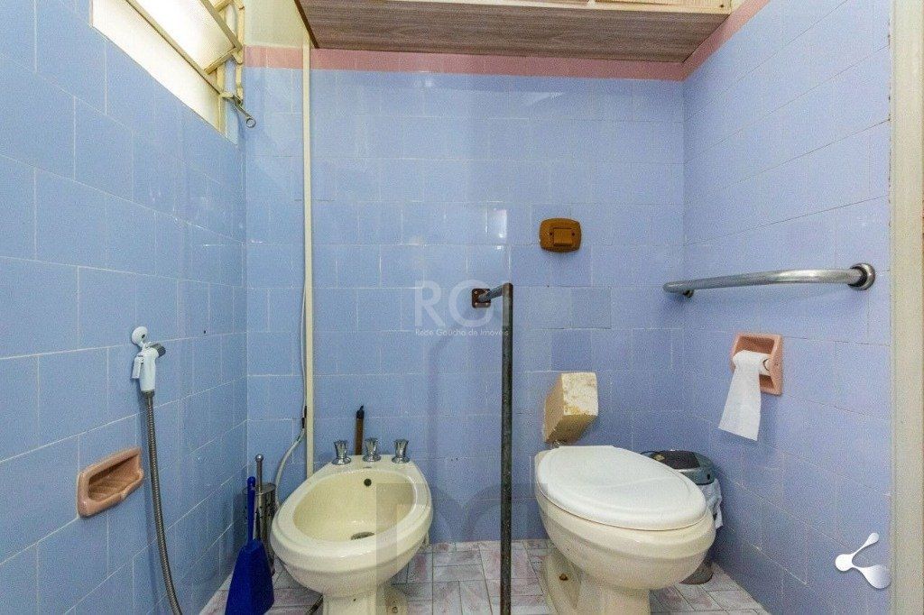 Casa para Venda - 221m², 4 dormitórios, sendo 1 suites, 2 vagas - São Geraldo — foto 19