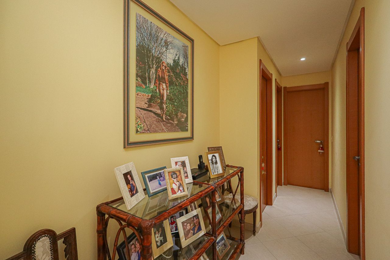 Apartamento 03 quartos de frente com sacada e com garagem — foto 29