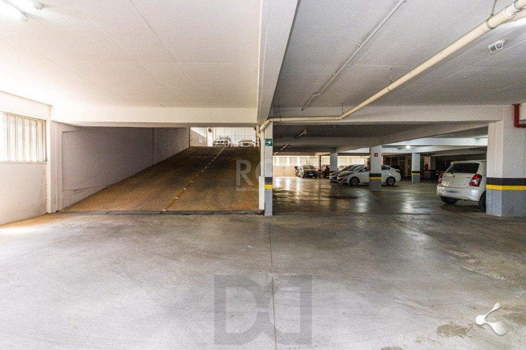 vende 03 dormitórios, living para dois ambientes, banheiro social, cozinha com churrasqueira e área de serviço com garagem — foto 41