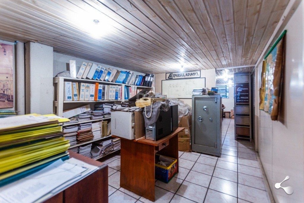 Prédio comercial, 04 banheiros, 500 m² área, Bairro Higiênópolis — foto 23
