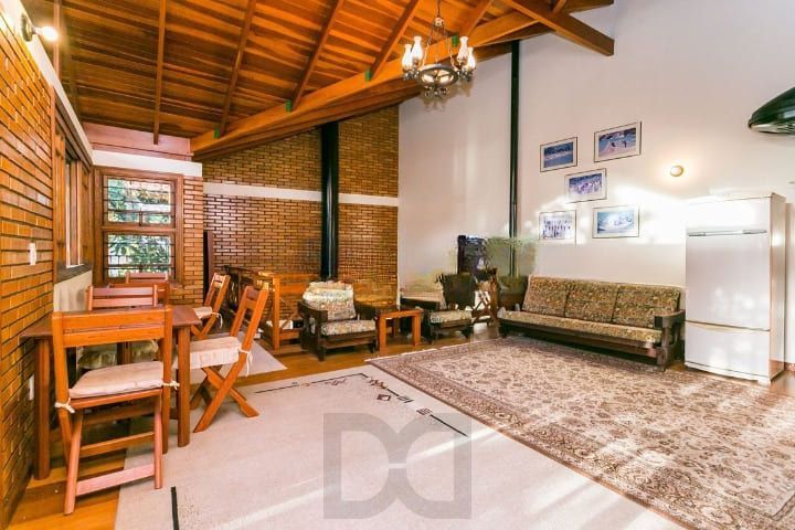 Casa em Petrópolis com terreno de 460 m2 — foto 48