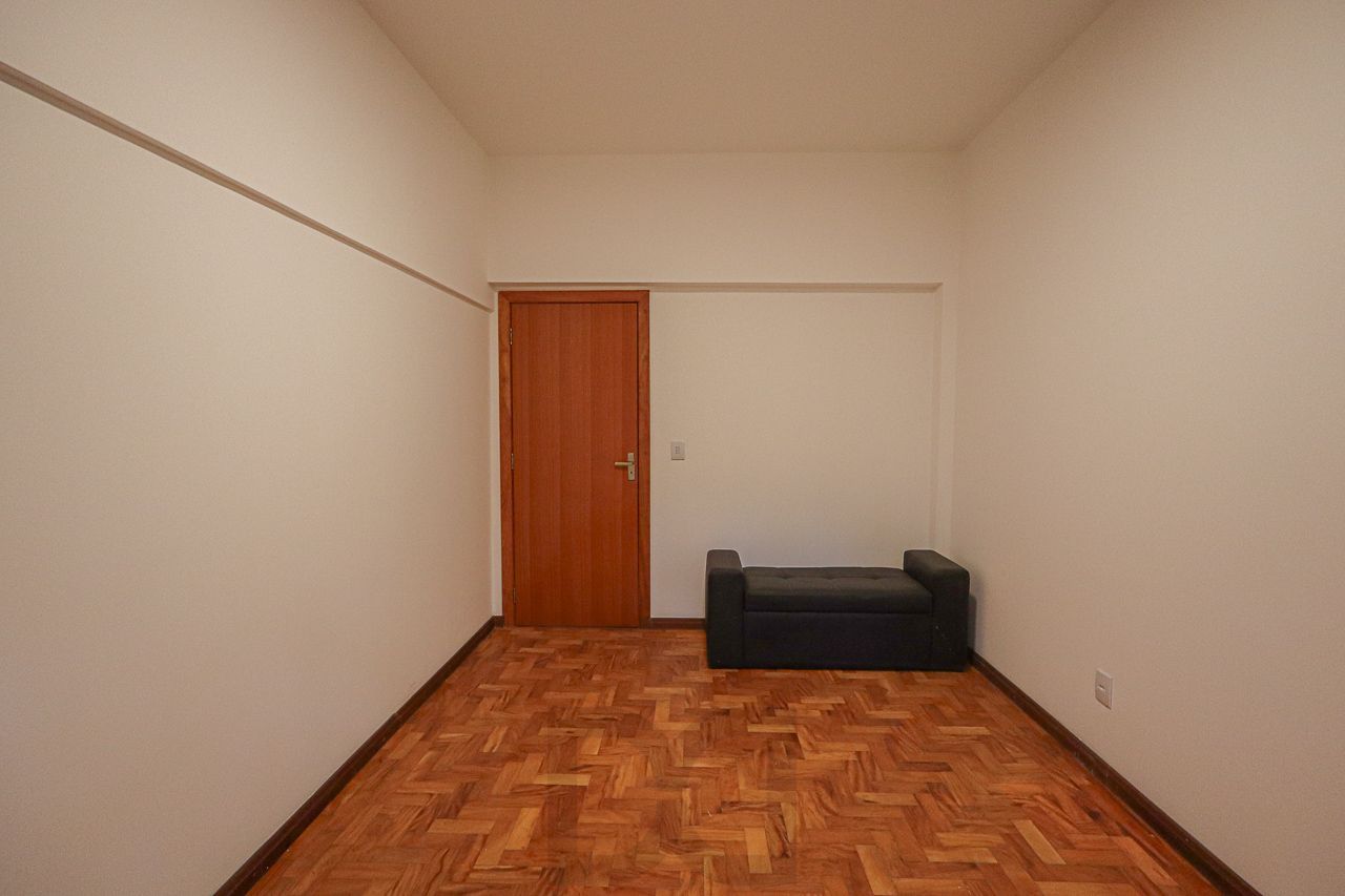 Apartamento 1 dormitório,  com garagem, 50m2, Bairro Higienópolis — foto 7