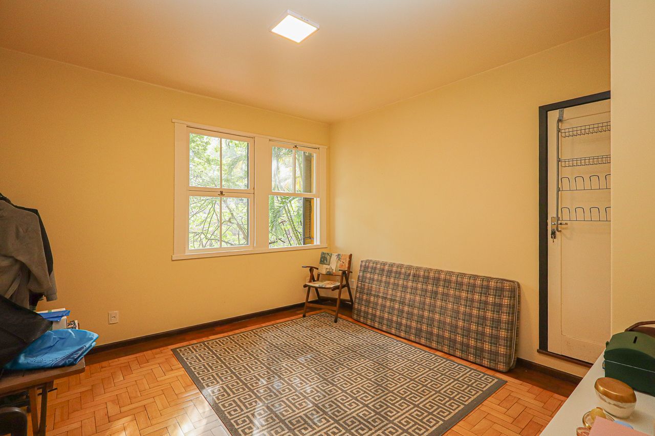 Casa em Petrópolis com terreno de 460 m2 — foto 31