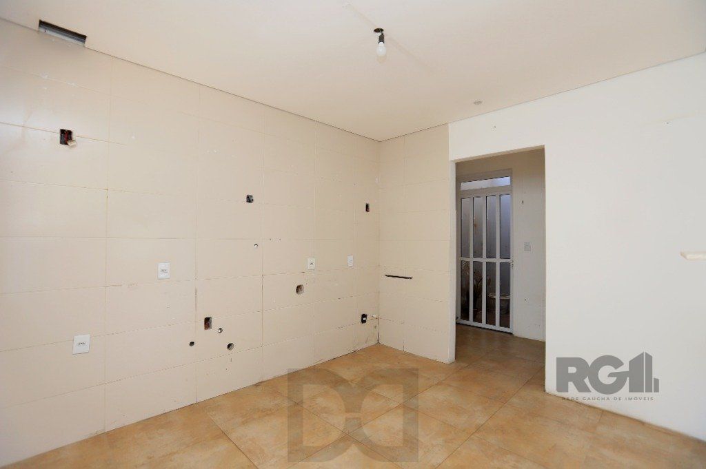 Casa 3 Dormitório(s) Bairro Passo da Areia — foto 10