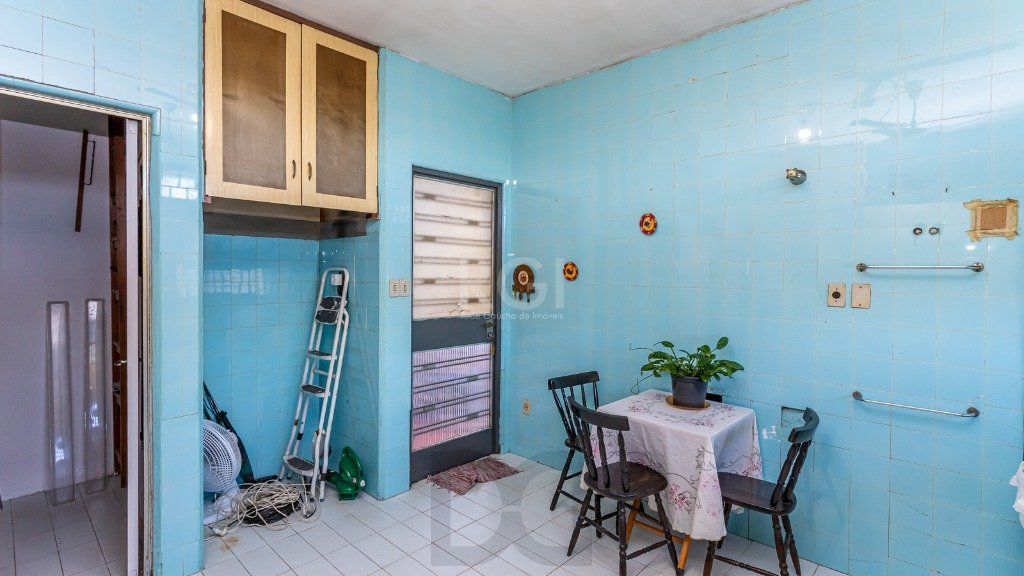 Vende casa com 05 quartos e garagem para 5 carros. — foto 18