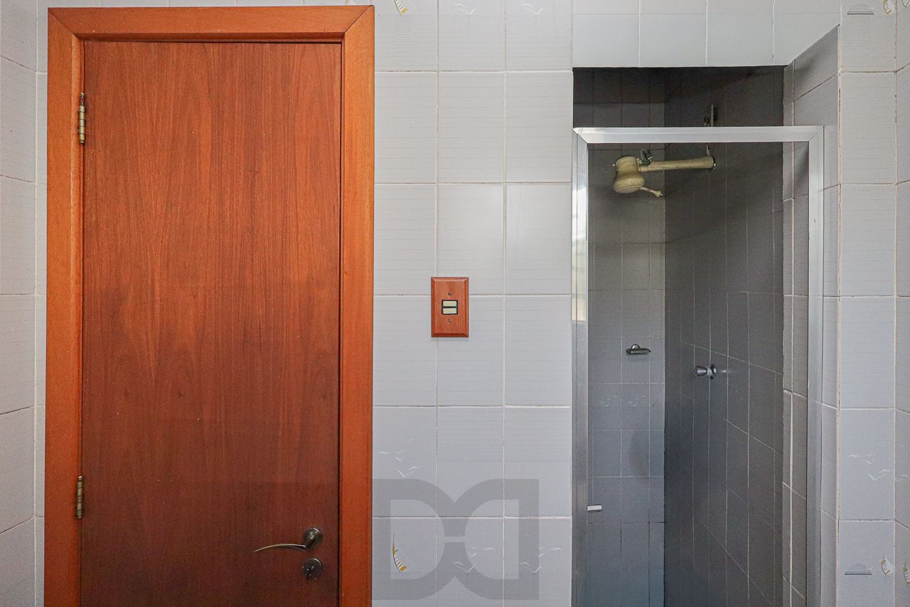 Casa à venda, 3 dormitórios, 316m², 4 vagas de garagem, Bairro São Geraldo — foto 22