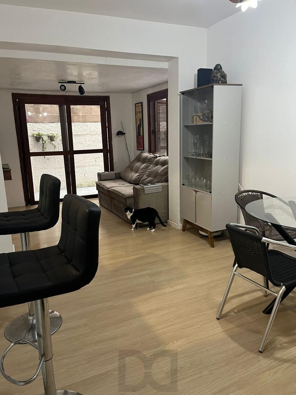 Apartamento a venda, 2 quartos, 38m² no Bairro Menino Deus — foto 3