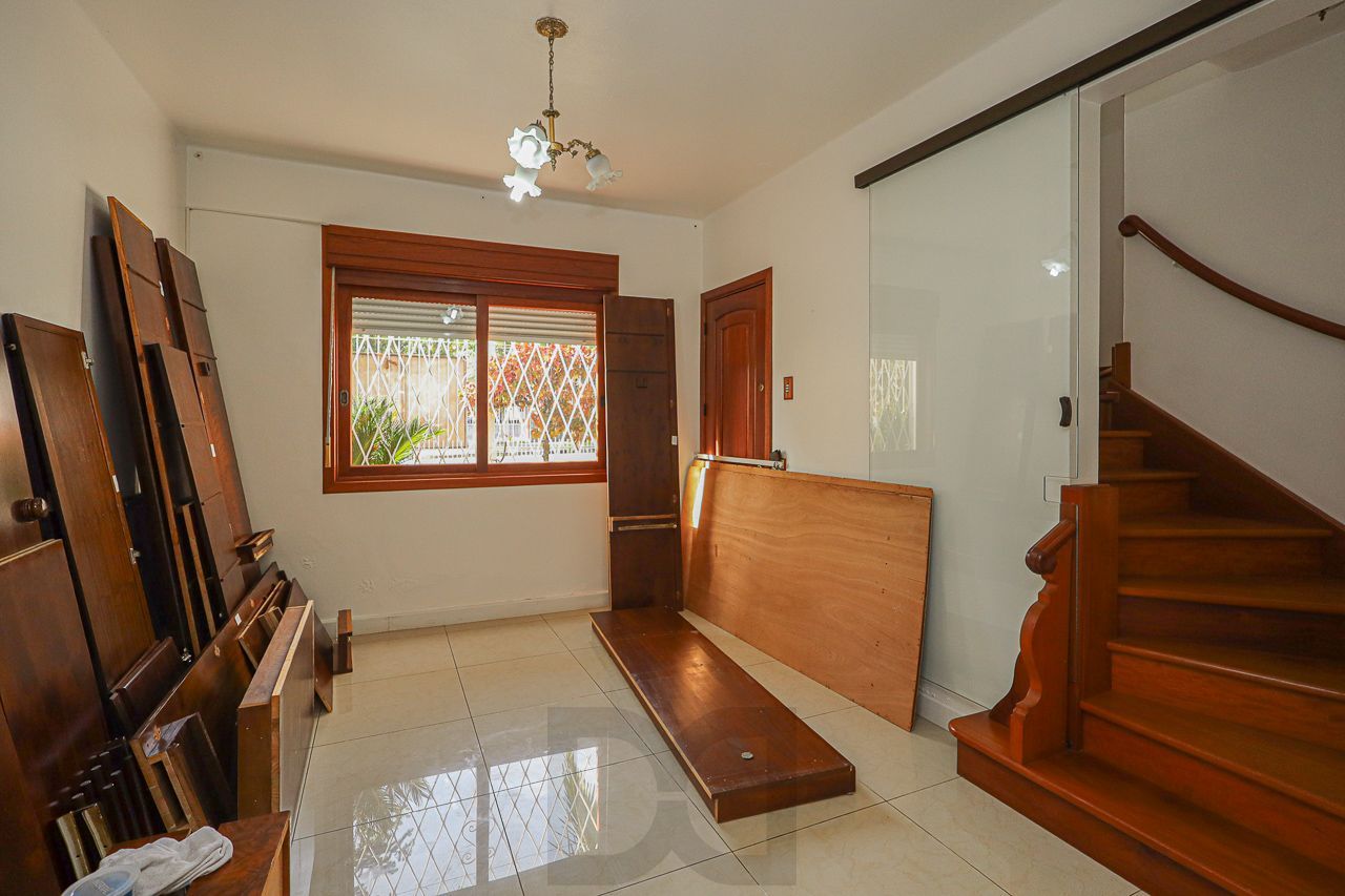 Casa à venda, 3 dormitórios, 316m², 4 vagas de garagem, Bairro São Geraldo — foto 39