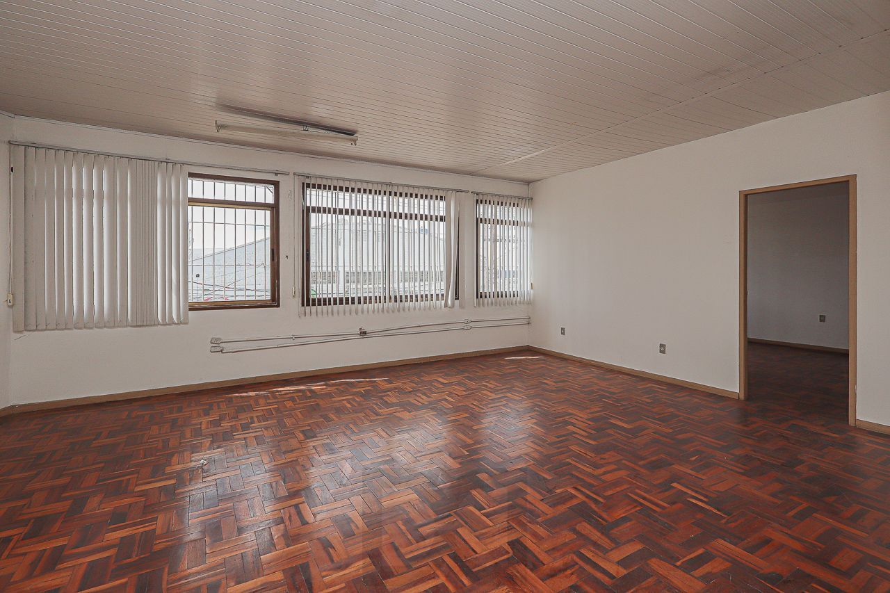 Prédio Comercial com entrada para caminhão — foto 8