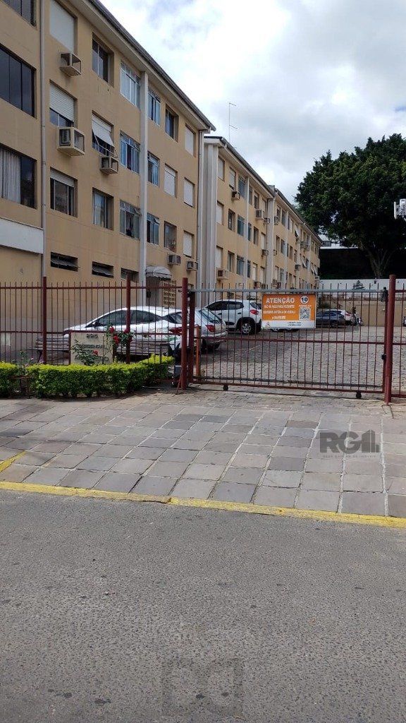 Com 2 quartos espaçosos, 1 banheiro, e 1 vaga de garagem — foto 13