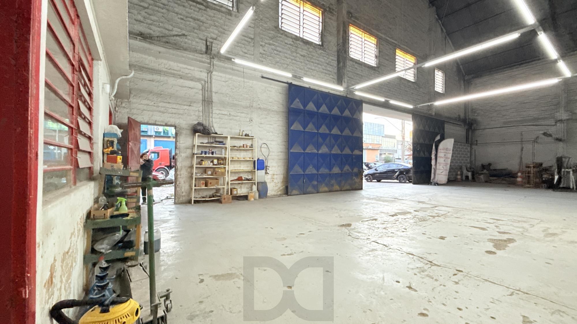 VENDE PAVILHÃO COM 1036 M² CONSTRUÍDOS EM TERRENO DE 1156M² COM TESTADA DE 29,20². — foto 20