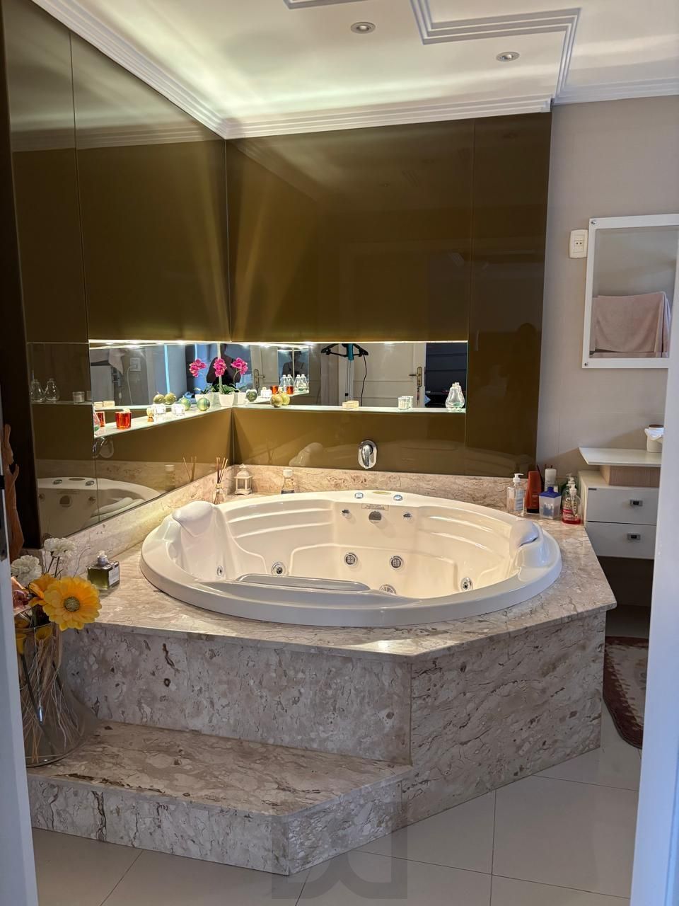 Casa em Condomínio com 3 Dormitórios, Suíte, Sótão e 2 Vagas — foto 22