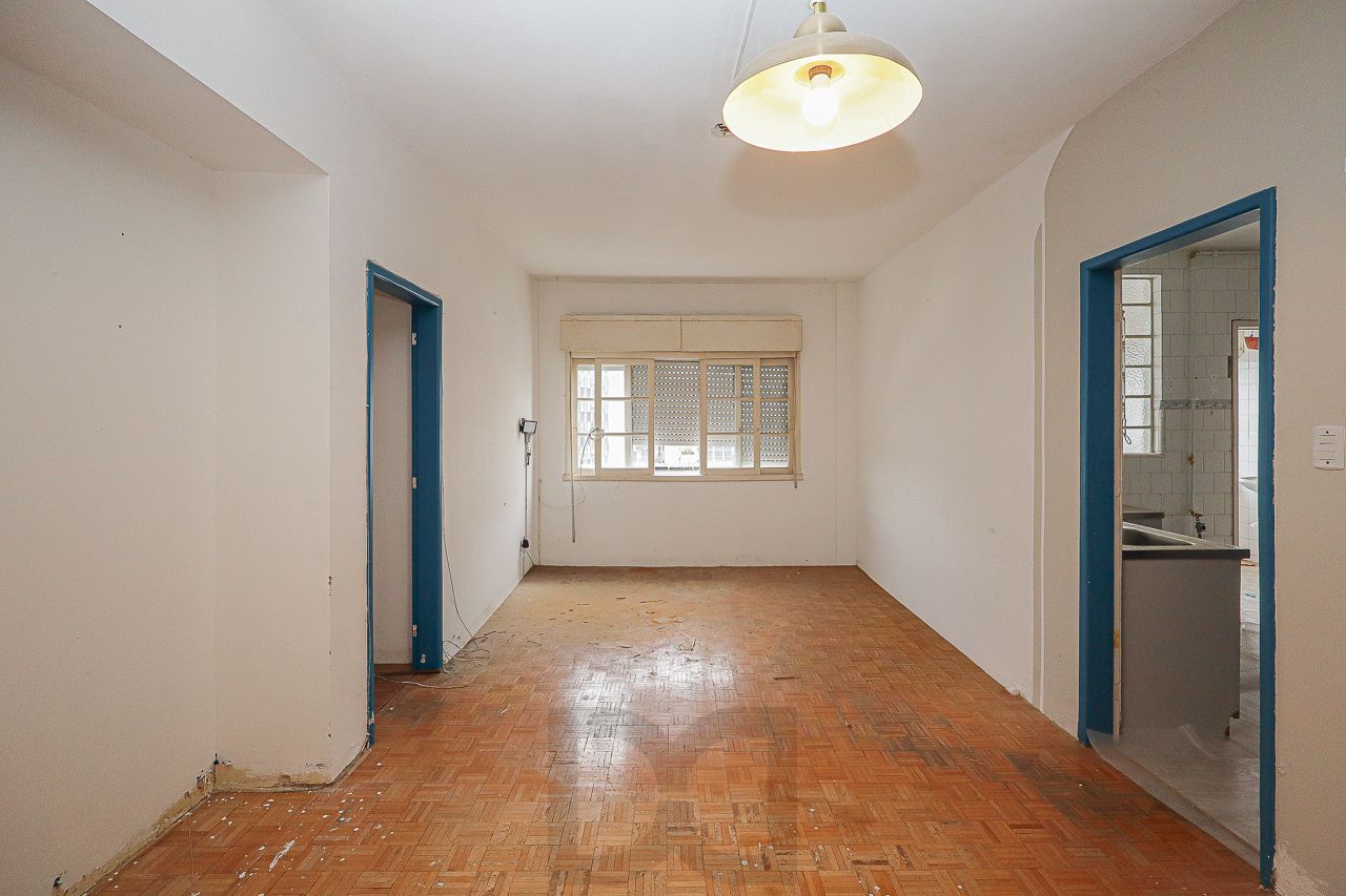 Apartamento 02 dormitórios no Bairro Floresta em Porto Alegre — foto 26