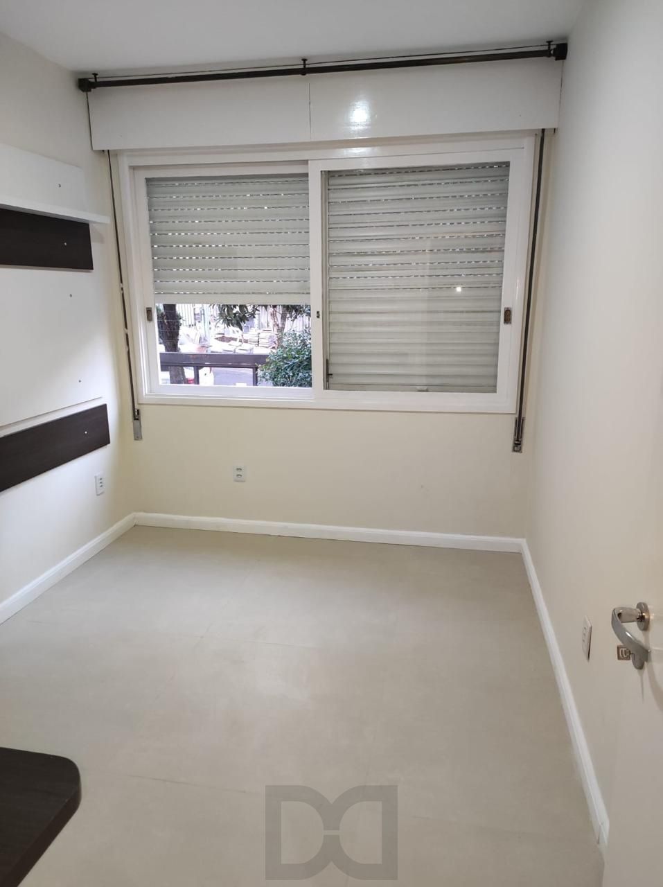 Apartamento de 02 dormitórios, Bairro Auxiliadora — foto 4