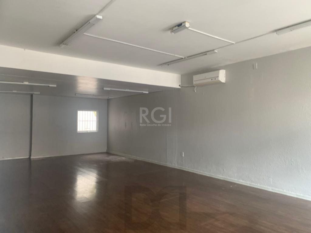 Casa Comercial com 03 pisos no Bairro Floresta — foto 1