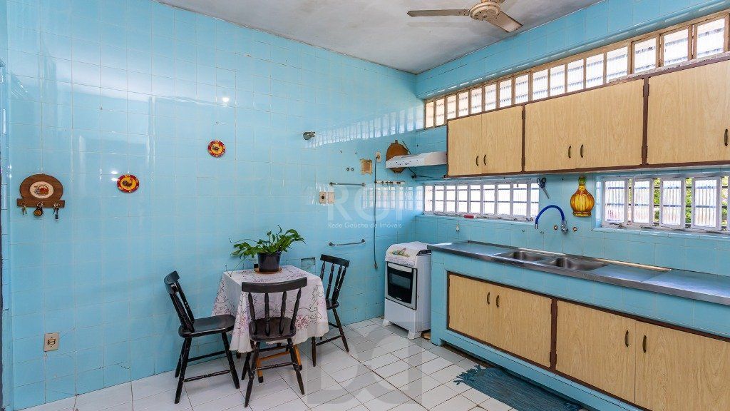 Vende casa com 05 quartos e garagem para 5 carros. — foto 16