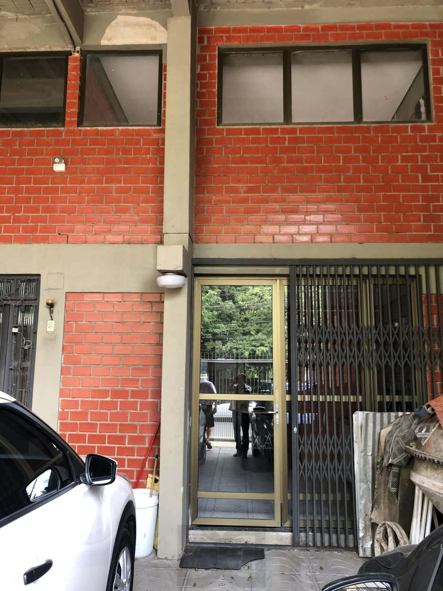 Predio residencial sendo uma cobertura e mais 03 apartamentos — foto 28