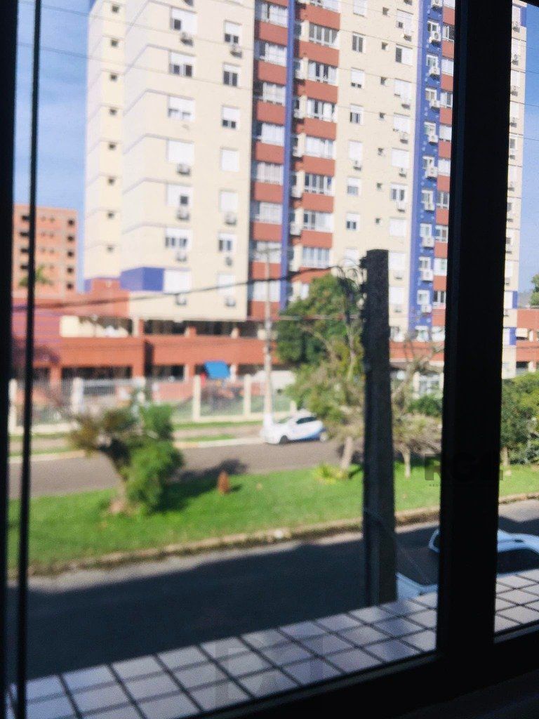 Prédio comercial com 02 lojas e 06 salas no bairro Jardim Itu, Porto Alegre/RS — foto 14