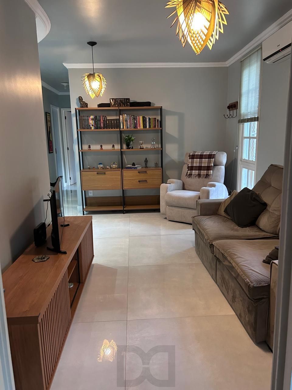 Apartamento a venda, 2 quartos, com lareira e churrasqueira no bairro Mont Serrat — foto 7