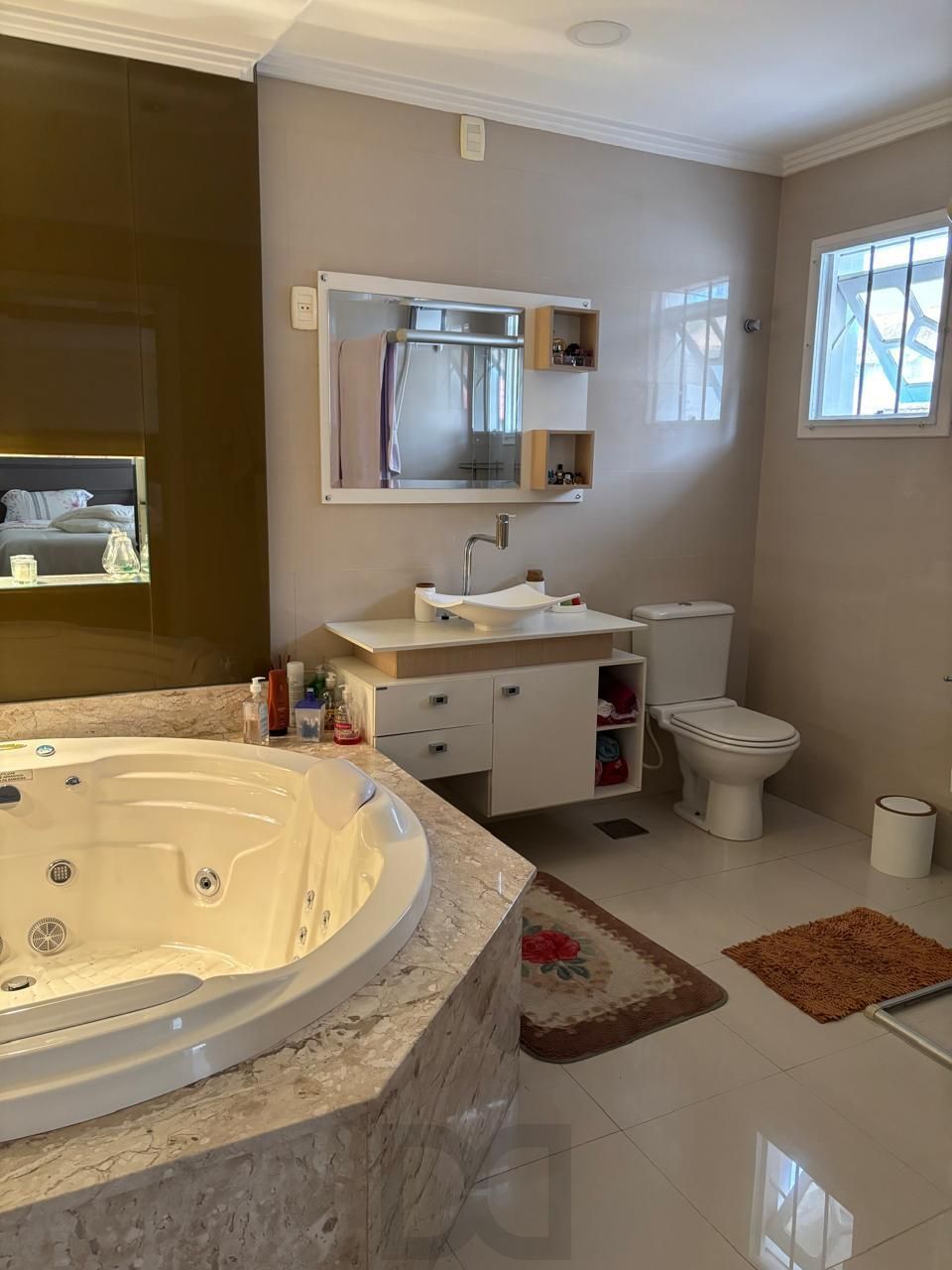 Casa em Condomínio com 3 Dormitórios, Suíte, Sótão e 2 Vagas — foto 21