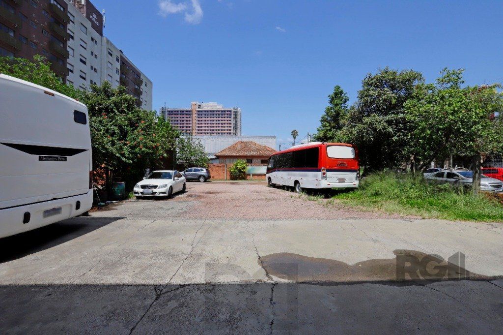 Vendo com exclusividade, 50m da PUC, terreno com 960 m2, 30,00m x 32,00m — foto 9