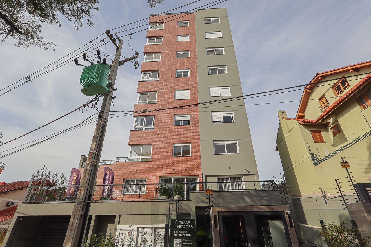 Garden e Semi Mobiliado | 3 Quartos | 2 Banheiros sendo 1 Suíte | Vaga de Garagem Dupla Coberta | Jardim Itu – Porto Alegre — foto 63