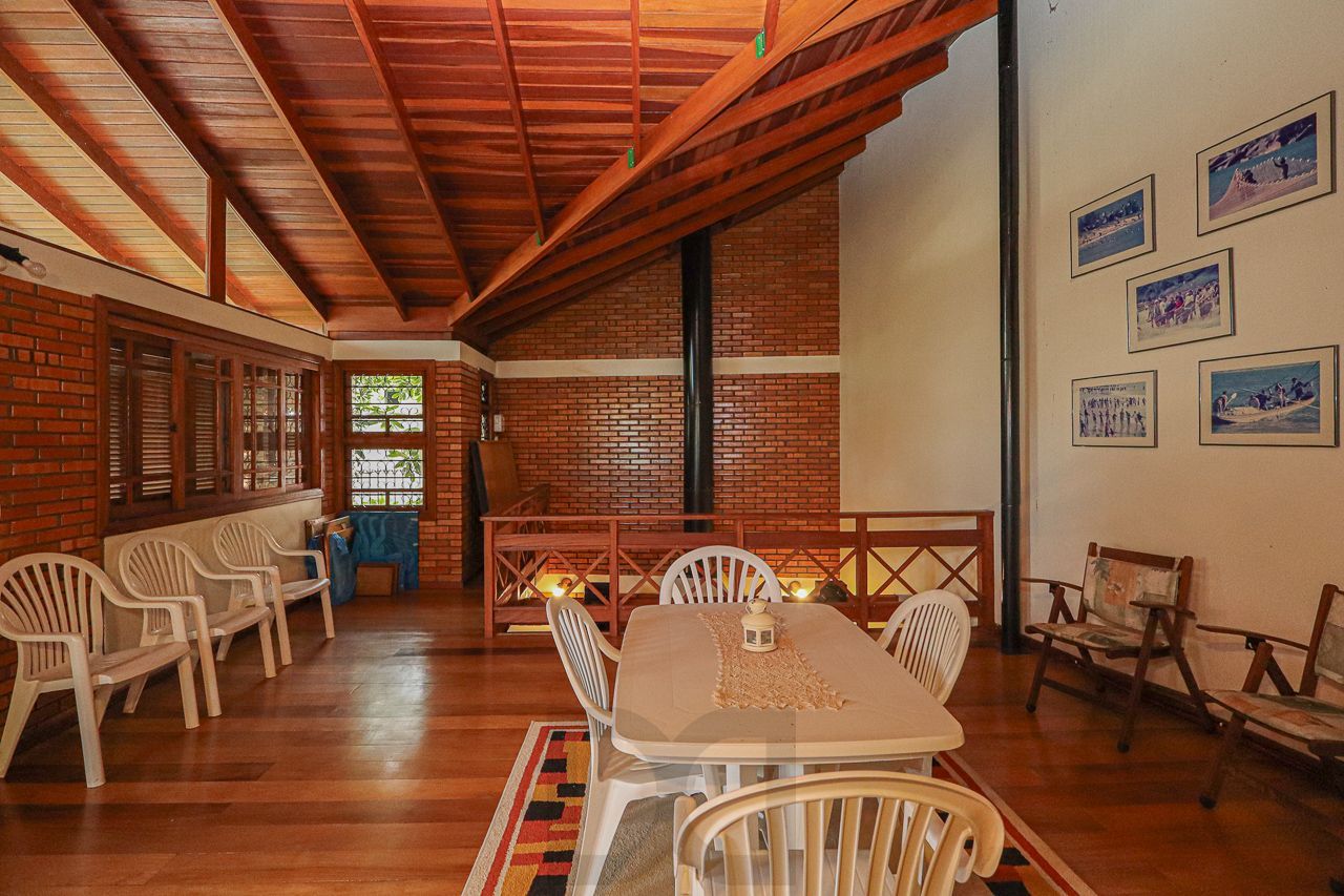 Casa em Petrópolis com terreno de 460 m2 — foto 67