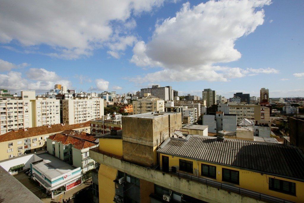 Vendo excelente cobertura com vista cinematografia, no Bairro Floresta. — foto 74