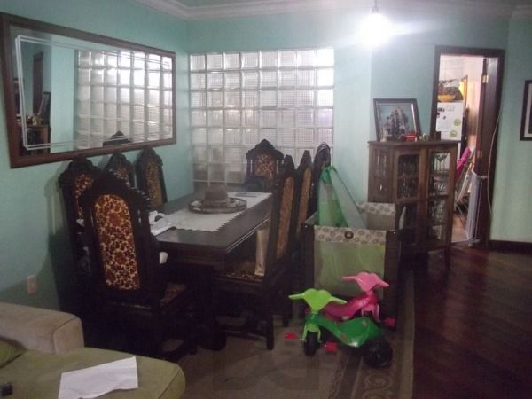 Casa com 03 quartos em terreno de 13:20 x 7501, no bairro Medianeira — foto 5