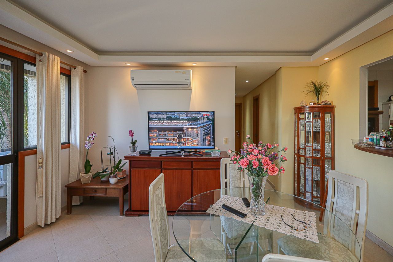 Apartamento 03 quartos de frente com sacada e com garagem — foto 2