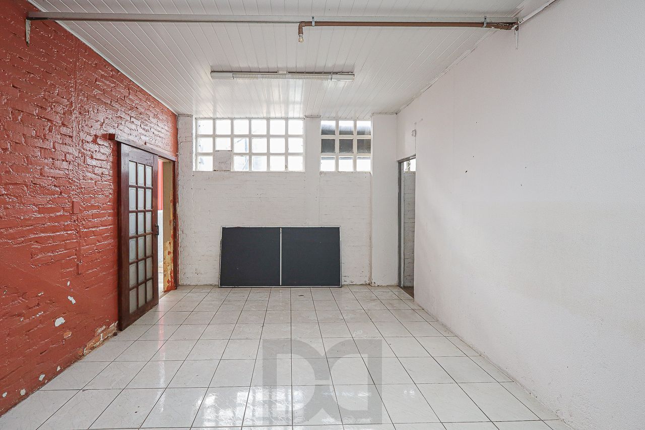 Prédio Comercial com entrada para caminhão — foto 30