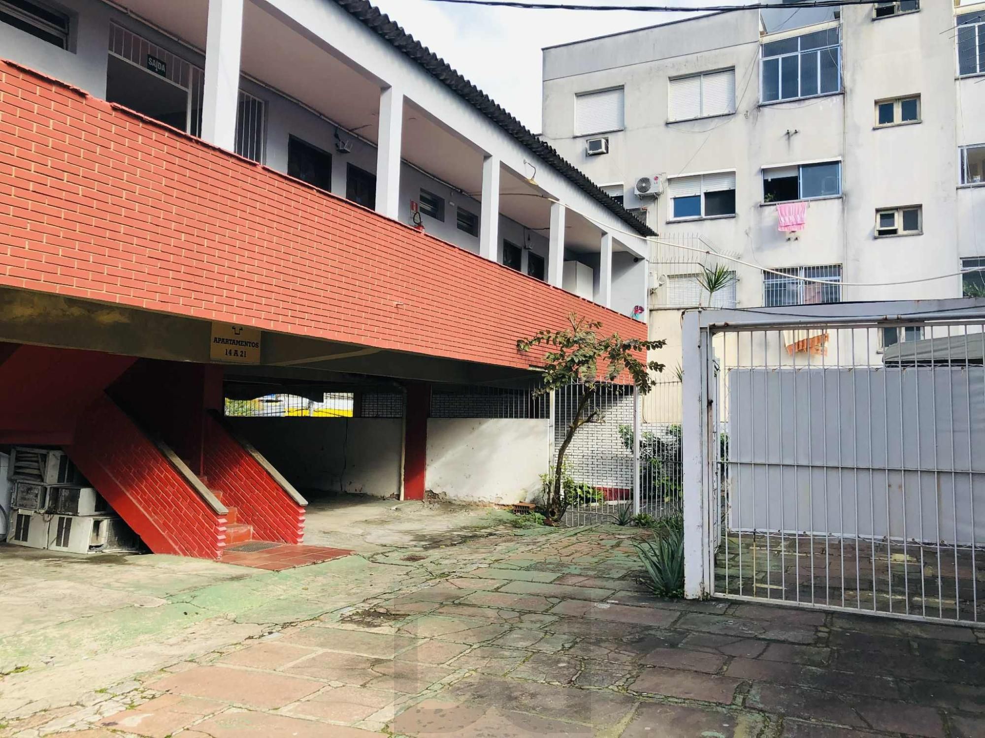Vende terreno pronto para construir, esta é a sua chance! Localizado na Avenida Bento Gonçalves, Porto Alegre/RS, terreno que mede 22m² de testada, com frente a fundos de 58m², com fundos para Gomes Jardim. — foto 10