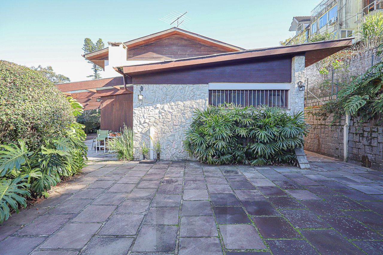 06 Dormitórios / Piscina/ Vista pro Guaiba — foto 68