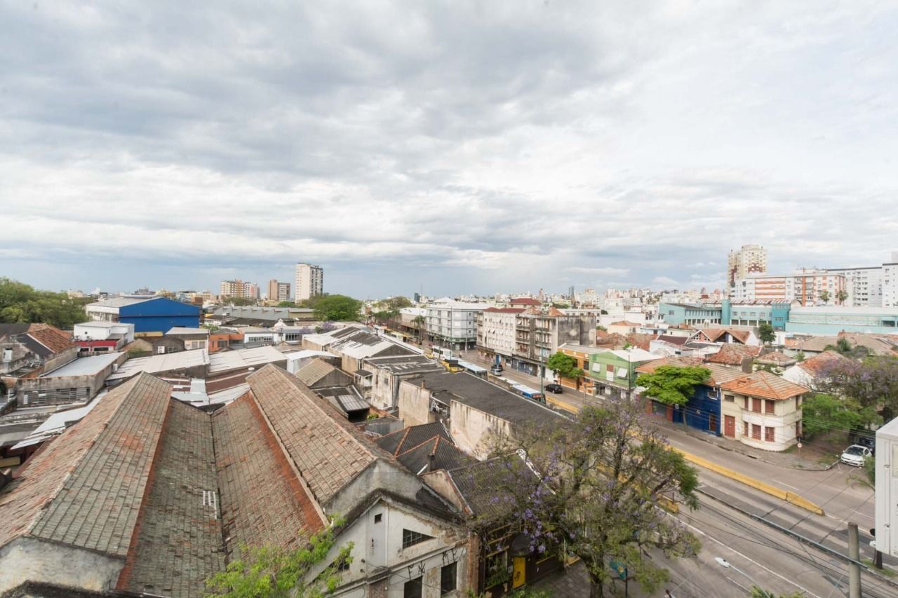 Apartamento, 2 dormitórios, 2 banheiros, 114m², Bairro Floresta — foto 27