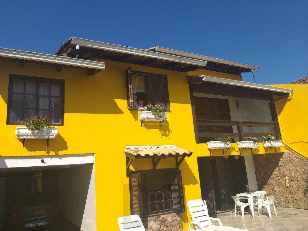 Casa para Venda - 200m², 2 dormitórios, sendo 2 suites, 2 vagas - Ponta Grossa — foto 1