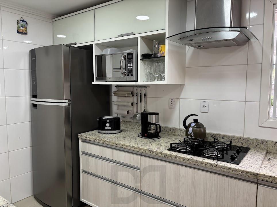 Casa em Condomínio com 3 Dormitórios, Suíte, Sótão e 2 Vagas — foto 32