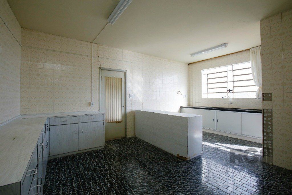 Vendo excelente cobertura com vista cinematografia, no Bairro Floresta. — foto 71