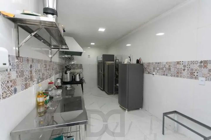 CASA COMERCIAL OU RESIDENCIAL — foto 18
