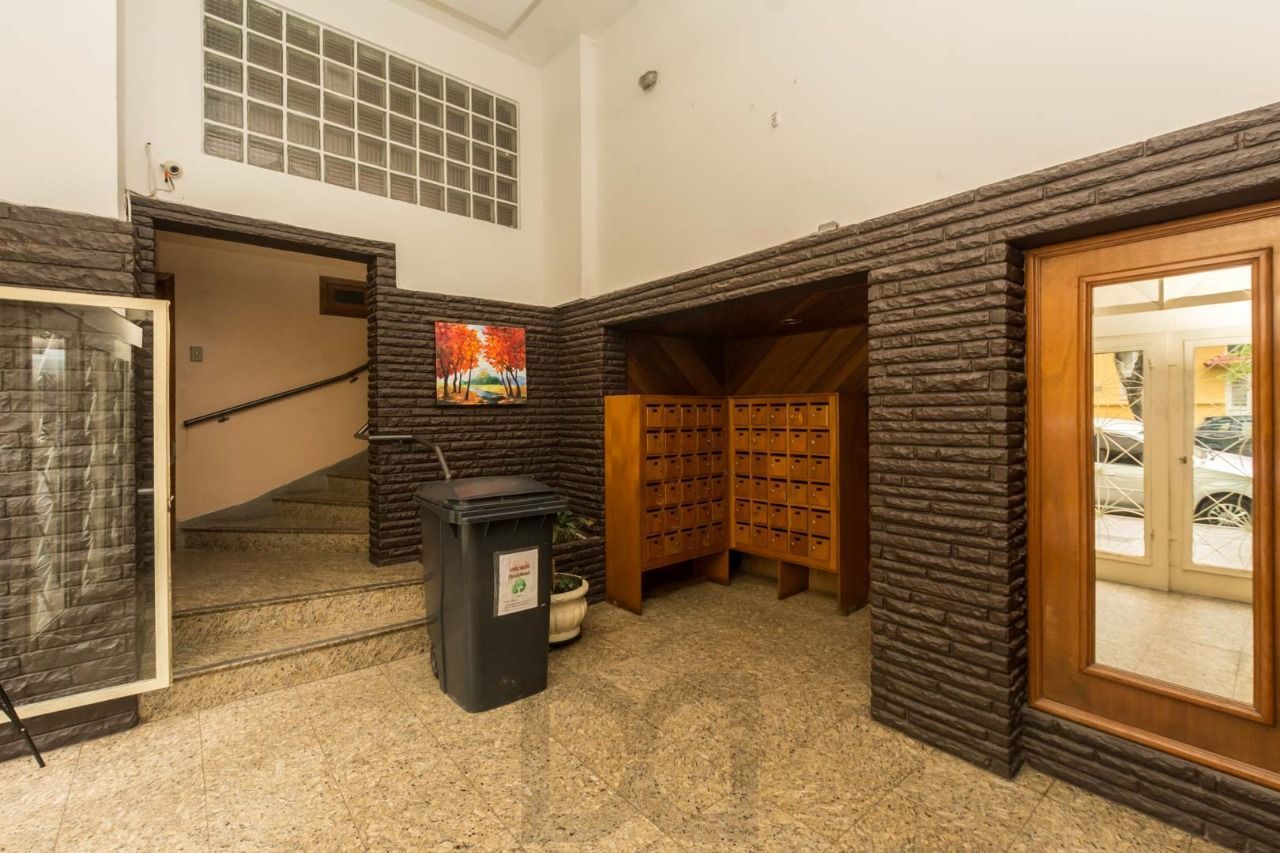 Apartamento, 2 dormitórios, 2 banheiros, 114m², Bairro Floresta — foto 38