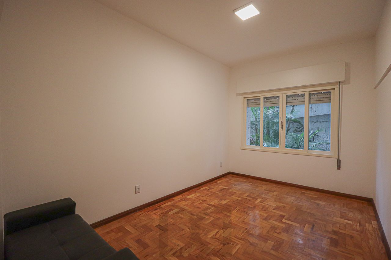 Apartamento 1 dormitório,  com garagem, 50m2, Bairro Higienópolis — foto 8