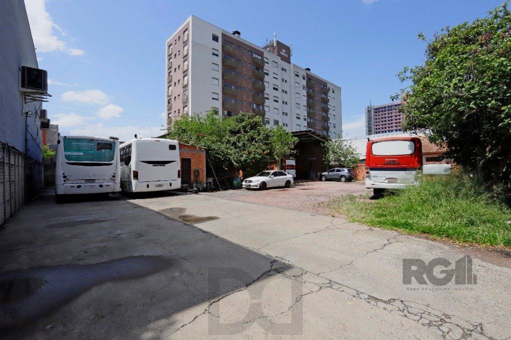 Vendo com exclusividade, 50m da PUC, terreno com 960 m2, 30,00m x 32,00m — foto 10