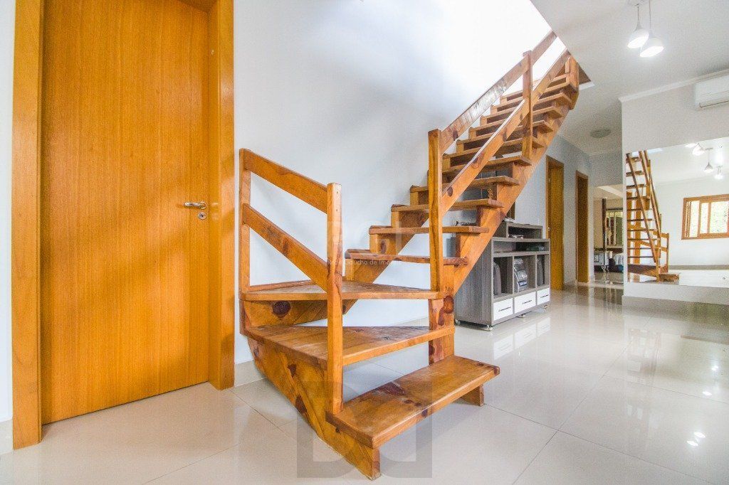 Casa para Venda - 380.83m², 5 dormitórios, sendo 1 suites, 2 vagas - Glória — foto 3