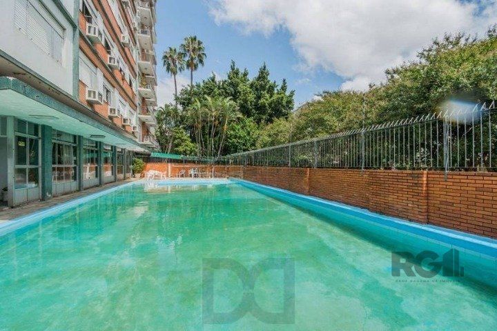 Vendo apartamento no bairro Floresta, em frente ao colégio Marista São Pedro. com 143,00m2 de área privativa — foto 1