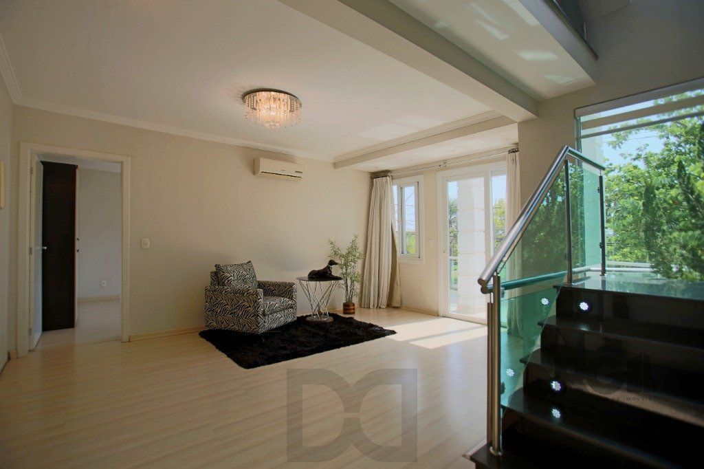 Casa 3 dormitórios, 300m², 3 banheiros, 4 garagens, Bairro Ecoville — foto 18