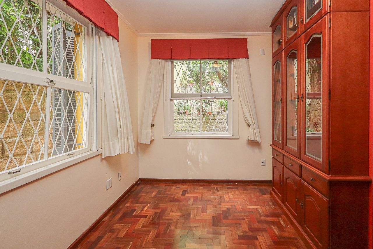 Casa em Petrópolis com terreno de 460 m2 — foto 22