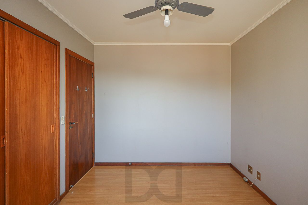 02 quartos no Bairro Higienópolis com Churrasqueira, Garagem e elevador — foto 25