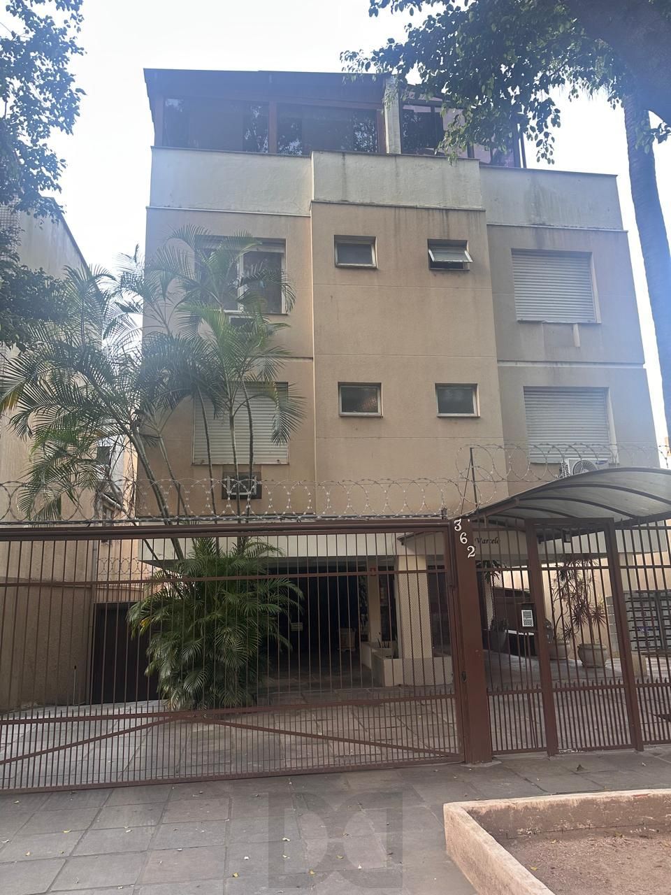 Apartamento 01 quarto com garagem no bairro Petrópolis — foto 1