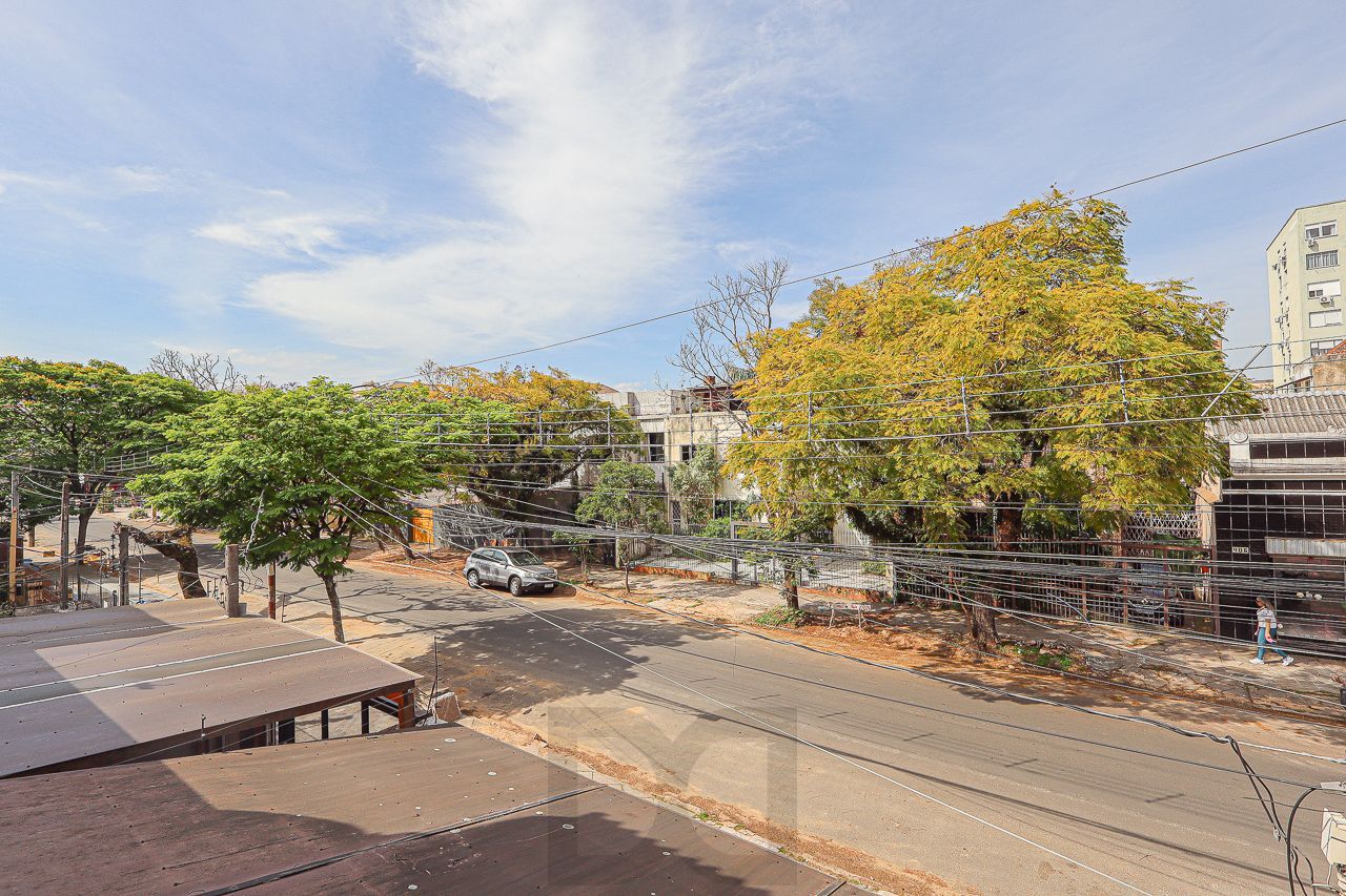 Vende sobrado com 3 dormitórios no bairro Floresta Porto Alegre/RS — foto 16